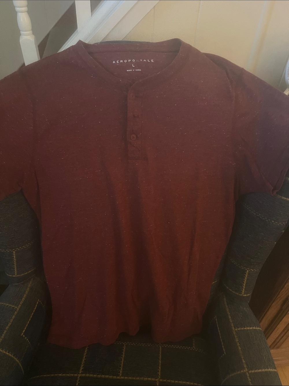 Aeropostale Men's Maroon Short Sleeve Henley